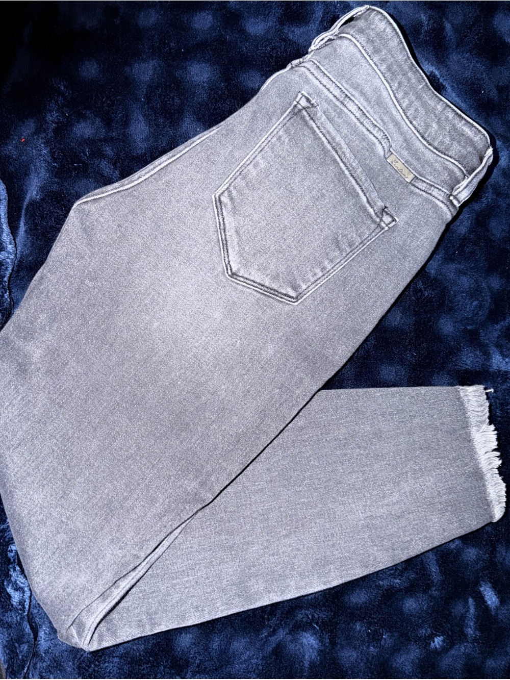 Kancan Gray Skinny Jeans with Frayed Hem